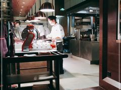 -恰餐厅及酒吧 CHAR Bar & Grill (北京丽都皇冠假日店)