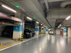 -BFC外滩金融中心停车场