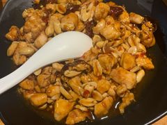 宫爆鸡丁-禧福徕盆盆香川菜馆