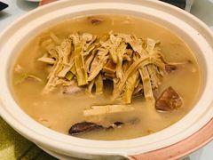 招牌笋干老鸭煲-张生记(双菱店)