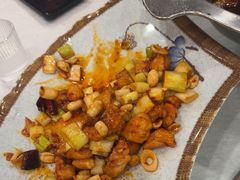 -鑫巴蜀小镇 · 水煮鱼专研店(玉桥店)