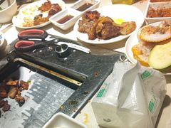 -爱客得牛排海鲜烤肉·火锅自助(春熙路黑金好店)