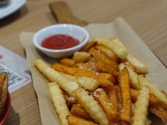-必胜客(百联又一城店)