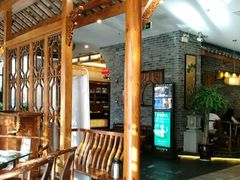 大堂-张大胡子鱼头火锅酒楼(长益路店)