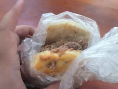 -老西关黄老太牛肉烧饼