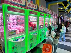-反斗乐园π·电玩·高空拓展·蹦床(龙华天虹店)
