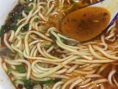 -陇上全荟兰州传统牛肉面(延吉路店)