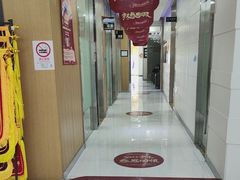 -雅悦齿科(顾村公园店)