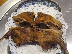 东北特色烧鸽子-正通记·哈尔滨烧烤·炭烤鸽子(七宝万科国际店)