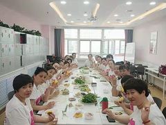 -爱月宝月嫂·育儿嫂(哈尔滨总店)