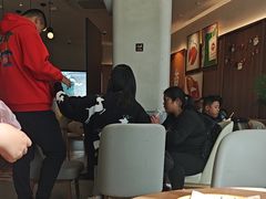 -必胜客(阿罗海店)