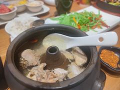 云南经典汽锅鸡-云海肴·汽锅鸡·云南菜(东坝金隅店)