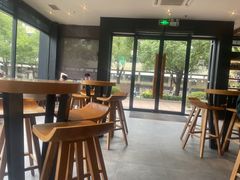 -星巴克(美丽华花园店)