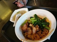 云吞面干拌-马来西亚美食街
