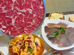 -老房老舍重庆火锅(假日城市店)