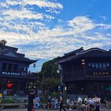 老街小巷，不禁疑惑着自己是否穿越而来