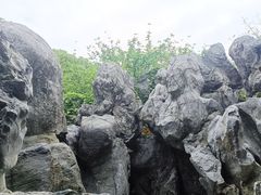 -绳金塔