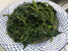 -渝君重庆火锅(嘉宾路店)