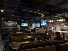 -麦凯伦烧烤·精酿超级工厂店(金桥总店)