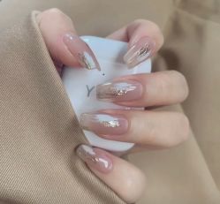 -雪儿·YuKi美甲美睫皮肤管理Salon