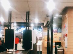 大堂-麦当劳(瓦房店世纪广场店)