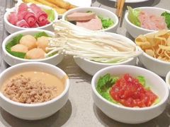 -海底捞火锅(新松江路店)