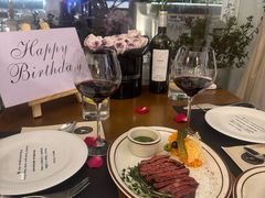 -Mark&Mars Restaurant