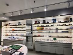 -视野联行眼镜蔡司·依视路官方授权店(顺城店)