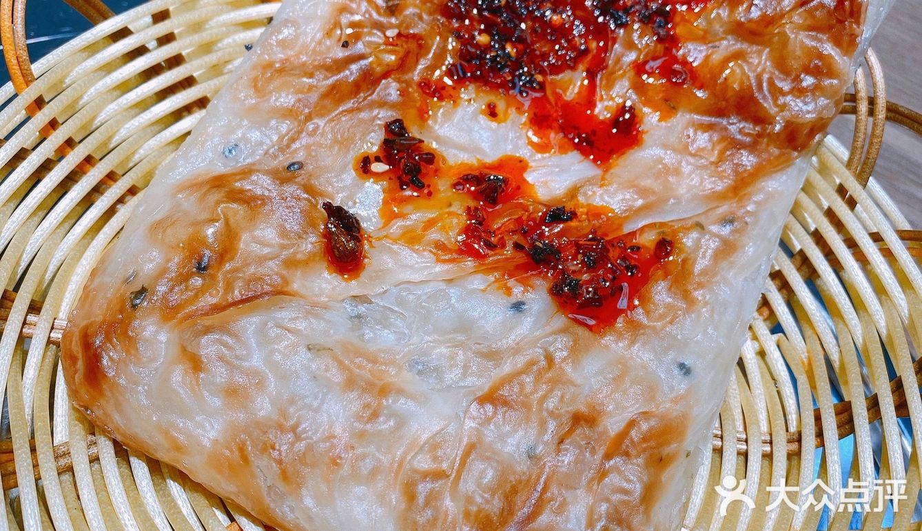 上个月新开的店，味道还不错，第一次去吃把小吃类感兴趣