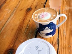 -喵屿·大理花园猫咖