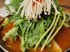 -喇喇排骨火锅·传统韩式脊骨汤(望京西园总店)