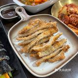 同事介绍说是朝鲜族人开的，夫妻小店看着普普通通
