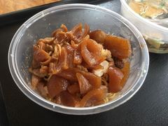 -松树干拌面店