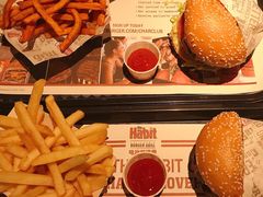-The Habit Burger Grill 哈比特汉堡(复兴soho店)