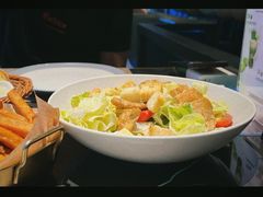 经典凯撒沙拉配鸡肉-DEEP·深美式餐吧(五棵松华熙LIVE店)