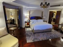 -广州富力丽思卡尔顿酒店