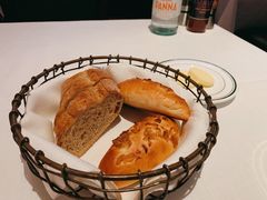 -Wolfgang’s Steakhouse 沃夫冈牛排馆(上海白玉兰广场店)