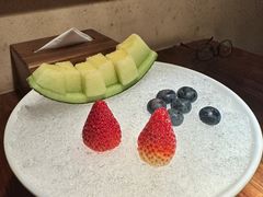 餐前水果-揽季锅物会.福建黄鱼.海鲜姿造(五四路店)