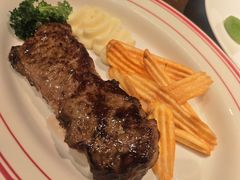 -食间牛排(重庆路万达店)