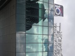 -一兆韦德健身(慧芝湖店)