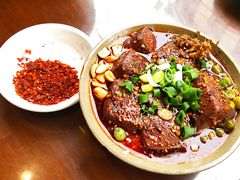 -谢老五跷脚牛肉·非遗传承店
