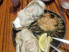 黄金海胆-蚝堡海鲜·威海菜·海肠捞饭·烧烤·亚洲吃蚝公司(幸福门店)