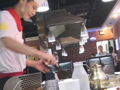 -利昂法式铁板主题餐厅(新奥购物中心店)