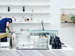 -UNI UNI(环亚凯瑟琳店)