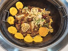 -刘小亮东北铁锅炖(金楠天街第六分店)