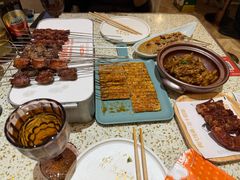 -小董哥烤串·爆汁大油边(故宫店)