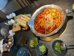 台式麻辣锅-湊湊火锅·茶憩(世博大道店)
