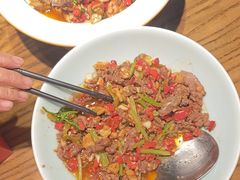 -爱碗亭·鲜炒湖南菜(壹城中心店)