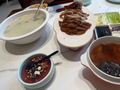 -梅利汴京烤鸭•开封豫菜地标店(东大街店)