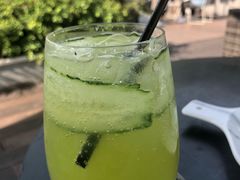 -UNI UNI(环亚凯瑟琳店)